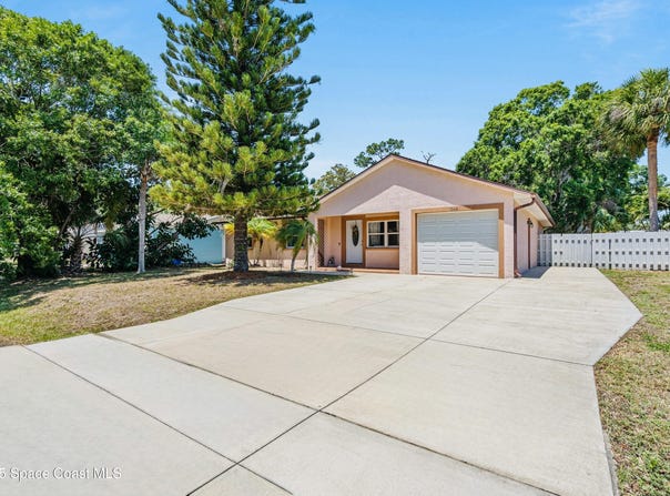 1044 Bernice Road, Rockledge, FL 32955