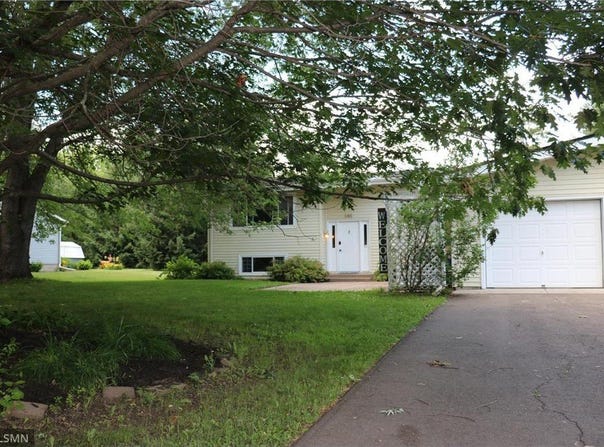 585 W 9th Street, Rush City, MN 55069