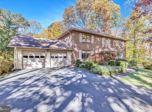8150 WOLF RUN SHOALS ROAD, CLIFTON, VA 20124