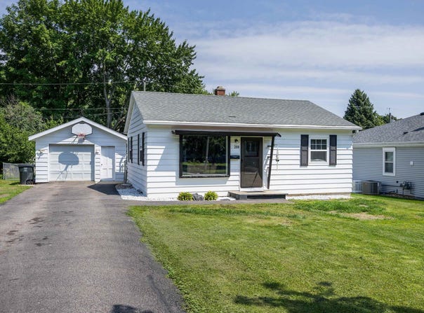 208 W Taft Street, Stoughton, WI 53589