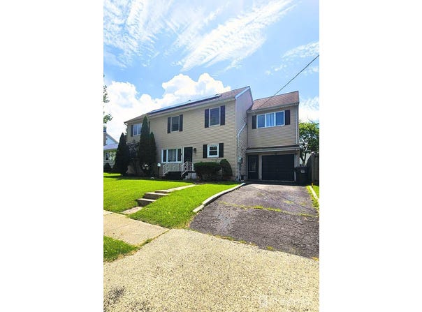439 Fairview Avenue, Colonia, NJ 07067