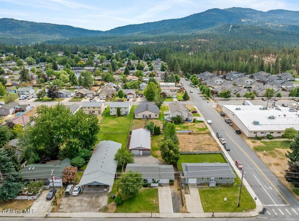 1504 E 3RD AVE, Post Falls, ID 83854