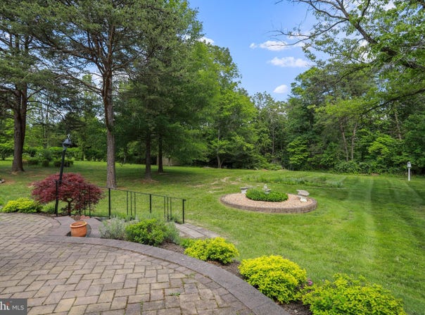 137 S RIVER ROAD, FRONT ROYAL, VA 22630