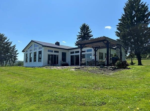 17 Sunrise Lane, Lawrenceville, PA 16929