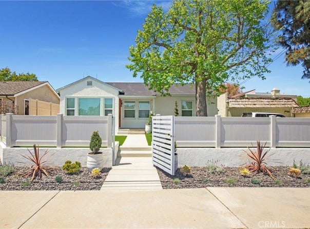 2019 Orange Avenue, Costa Mesa, CA 92627