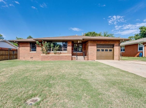 2309 W Glenhaven Drive, Midwest City, OK 73110
