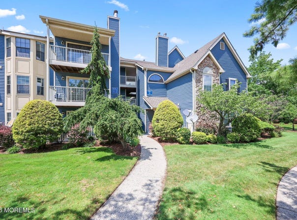 147 Longfield Court, East Brunswick, NJ 08816