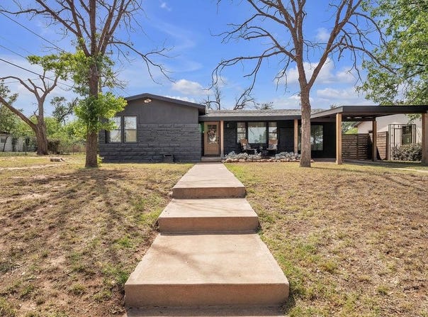 1502 Pennsylvania Ave, Big Spring, TX 79720