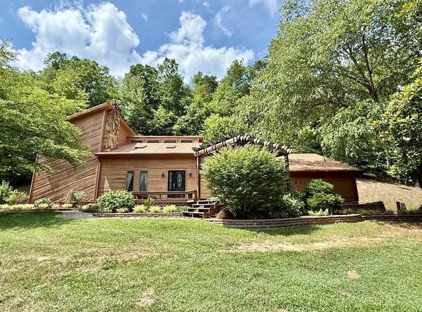 5714 Hwy 460, Staffordsville, KY 41256