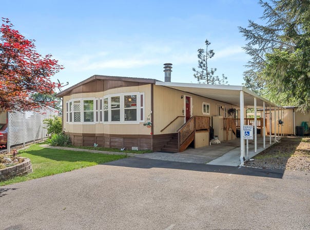 6850 Downing Road, Central Point, OR 97502