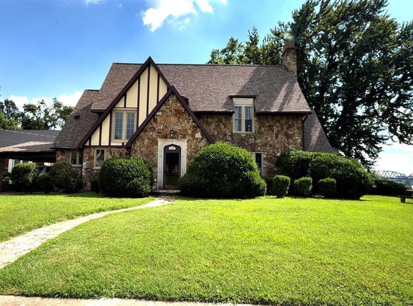 100 Eighth Street, Henderson, KY 42420