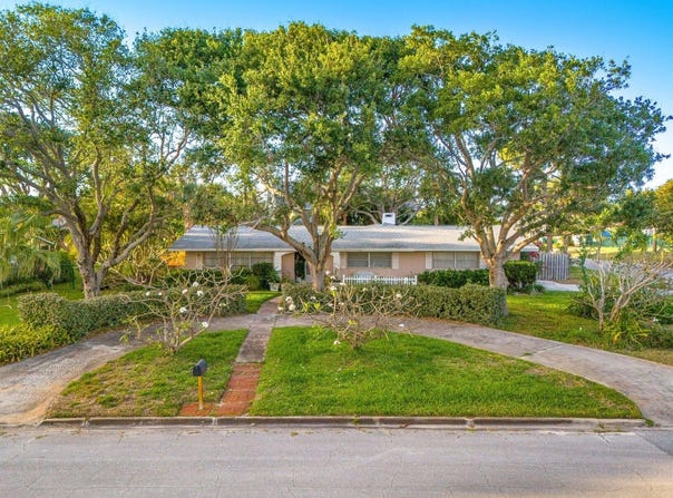 300 12th Terrace, Indialantic, FL 32903