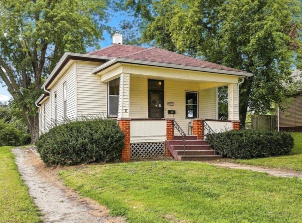 609 Coolidge St, Glenwood, IA 51534