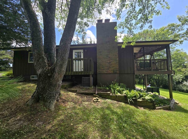 13A33 Mustang, APPLE RIVER, IL 61001