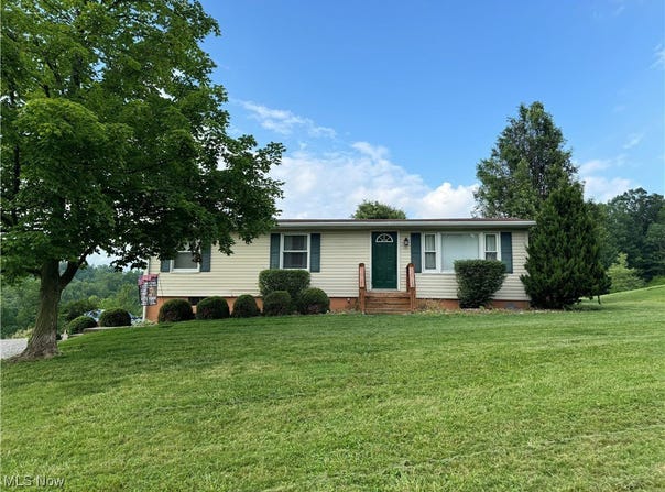 2405 Irish Ridge Road, Philo, OH 43771