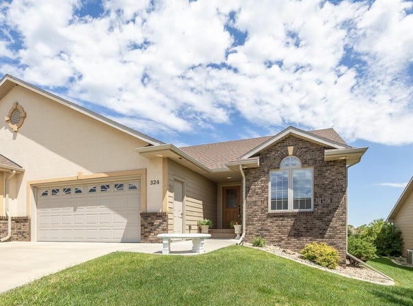 324 Enchanted Pines Drive, Rapid City, SD 57701