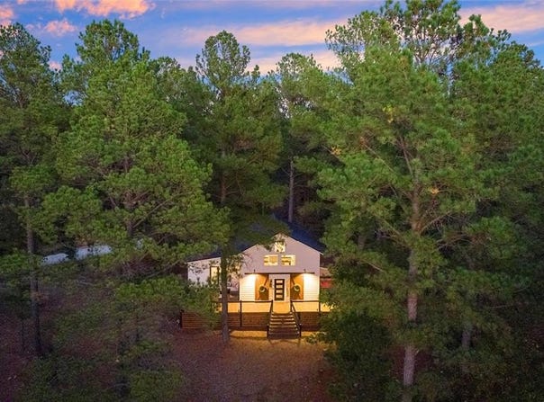 1010 W Eagle Mountain Trail, Broken Bow, OK 74728