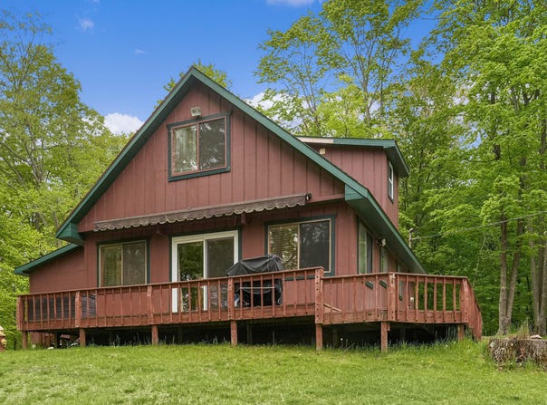 3284 N Flynn Road, Luther, MI 49656