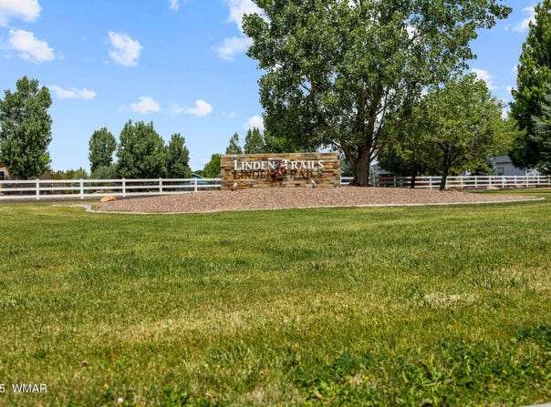 7019 Stagecoach Pass, Show Low, AZ 85901