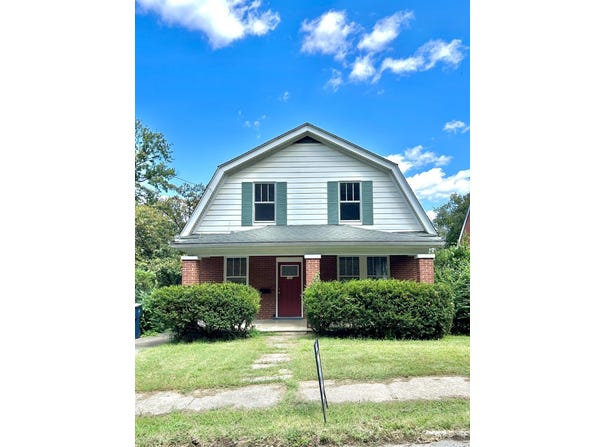 720 Riverland Rd SE, Roanoke, VA 24014
