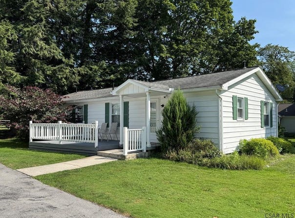 827 Sunset Avenue, Johnstown, PA 15905