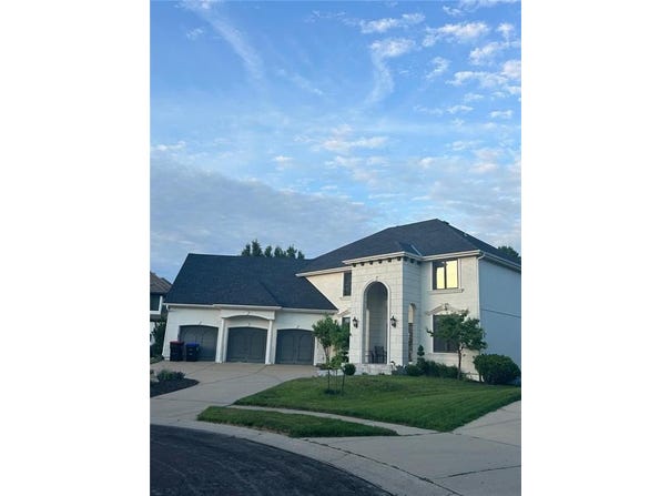 12805 Maple Street, Overland Park, KS 66209