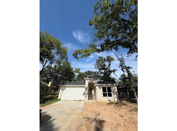 6 Huckleberry, Star Harbor, TX 75148