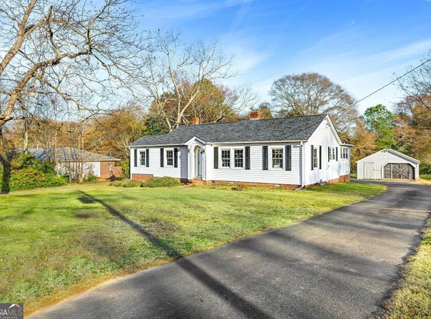 163 Cleveland, Hartwell, GA 30643