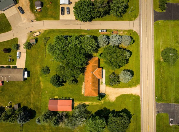 E10979 State Rd 60, Sauk City, WI 53583