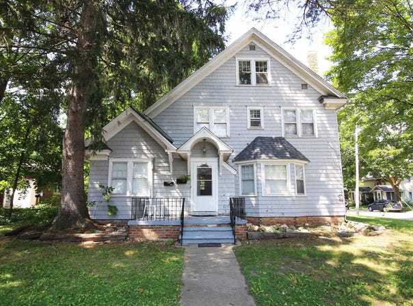133 N Elizabeth Street, Bellevue, MI 49021