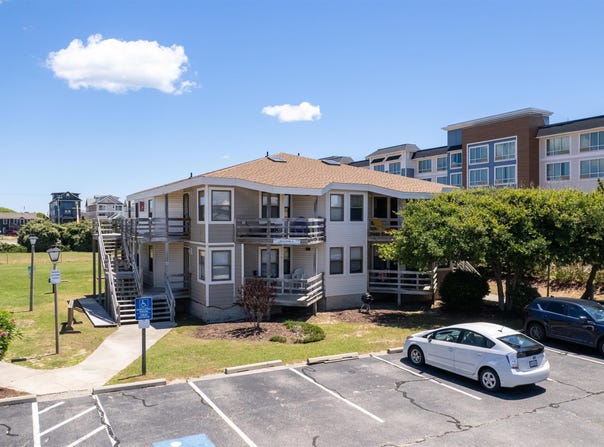 2009 Wrightsville Boulevard, Kill Devil Hills, NC 27948