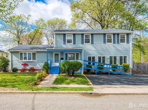 84 Orange Street, Woodbridge Proper, NJ 07095