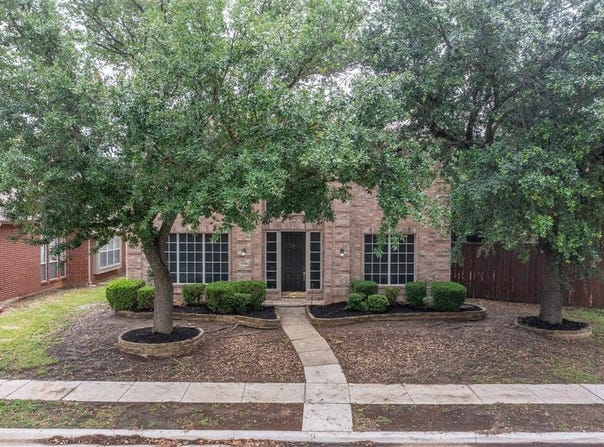 1700 Yosemite Drive, Lewisville, TX 75077