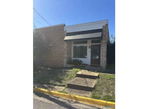 205 S 1st Street, Gadsden, AL 35901