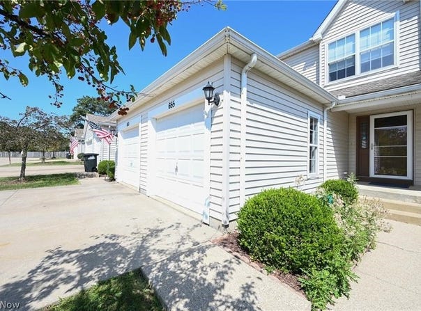 655 Almas Court, Brunswick, OH 44212