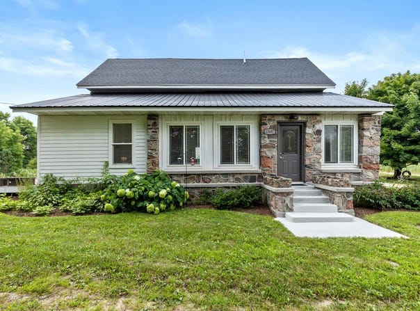 13607 6 Mile Road, Stanwood, MI 49346