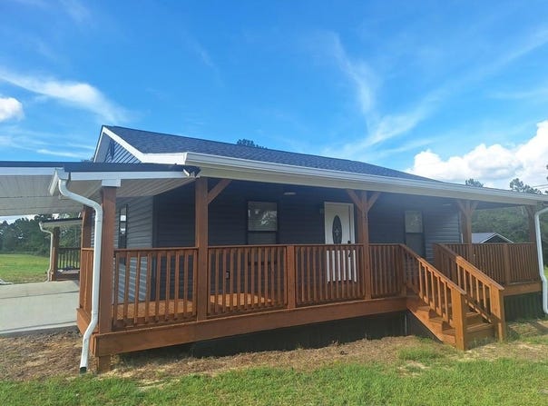 33 Elmwood Ln., Baxley, GA 31513