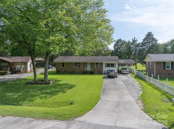 517 Fieldcrest Drive, Chester, SC 29706