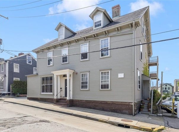 27 Franklin Street, Newport, RI 02840