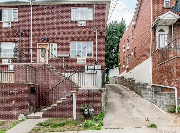 3939 Secor Avenue, Bronx, NY 10466