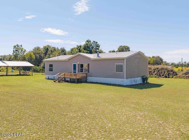 3924 Larkspur Circle, Marianna, FL 32446