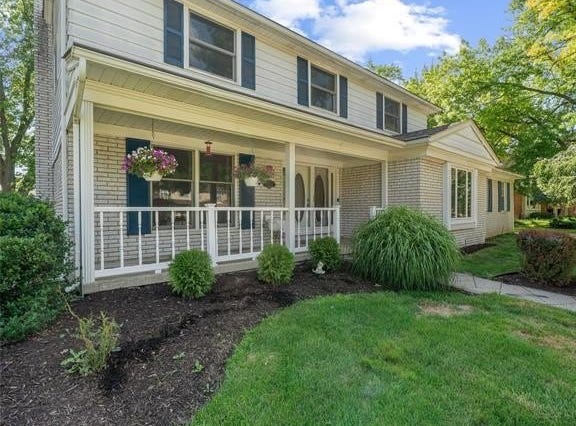 25067 Skye Drive, Farmington Hills, MI 48336
