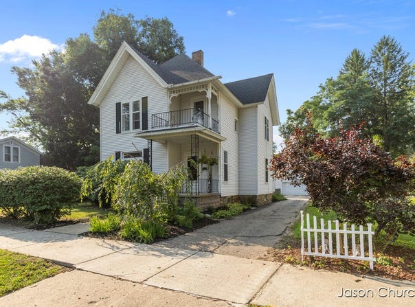 521 Trowbridge Street, Allegan, MI 49010