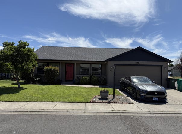 606 Karic Way, Eagle Point, OR 97524