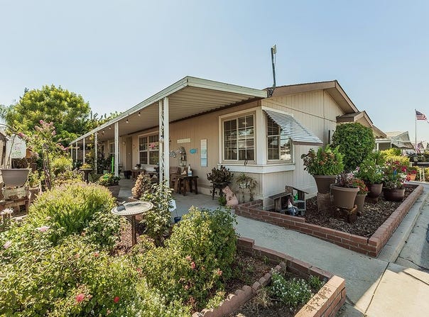 1701 Dinuba Avenue, Selma, CA 93662
