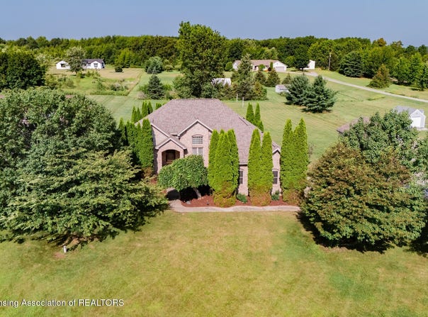 10600 S Airport Road, DeWitt, MI 48820