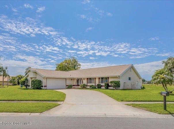1181 Fairway Court NE, Palm Bay, FL 32905