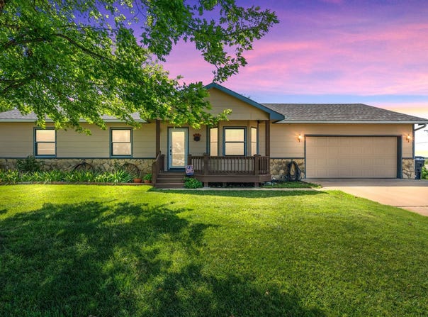 821 Easy St, Goddard, KS 67052