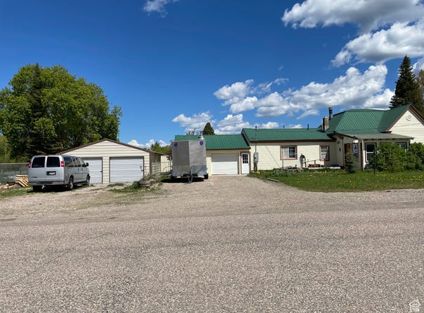 114 4TH, Georgetown, ID 83239
