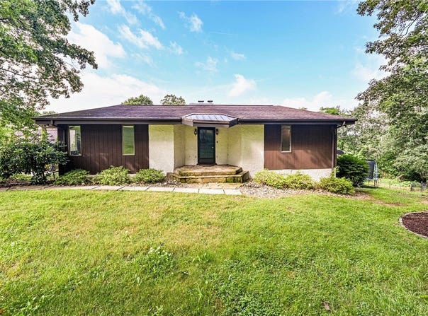 3150 Princeton Rd, Unity  Twp, PA 15601